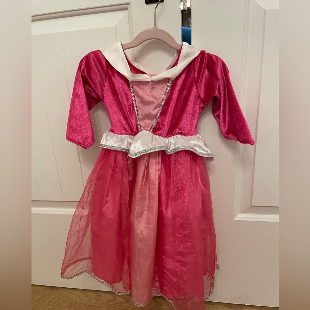 Sleeping beauty - costume - gently used - 1-3 years